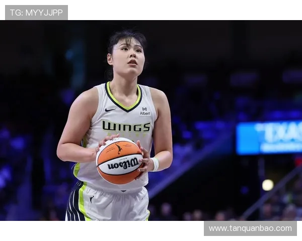 李月汝飞翼迎机遇 亚洲杯缺席助张子宇上位(1)